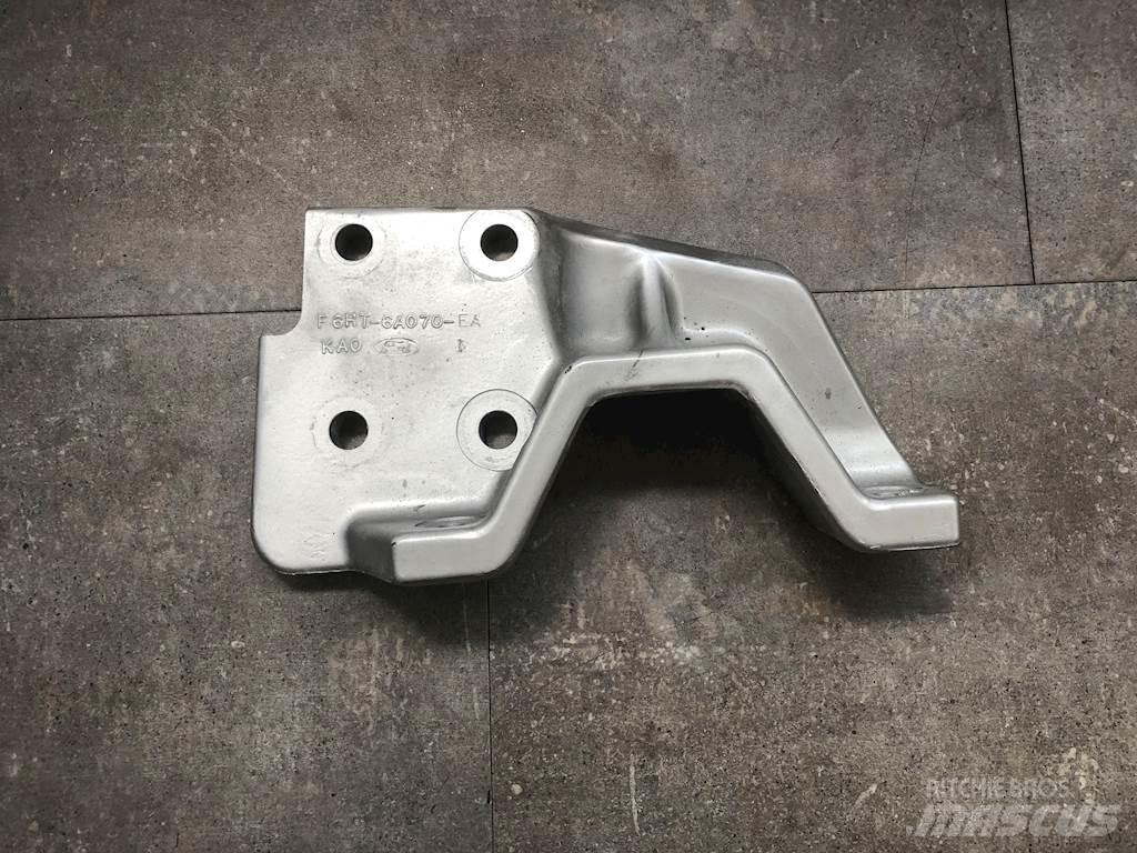 Ford  Motorok