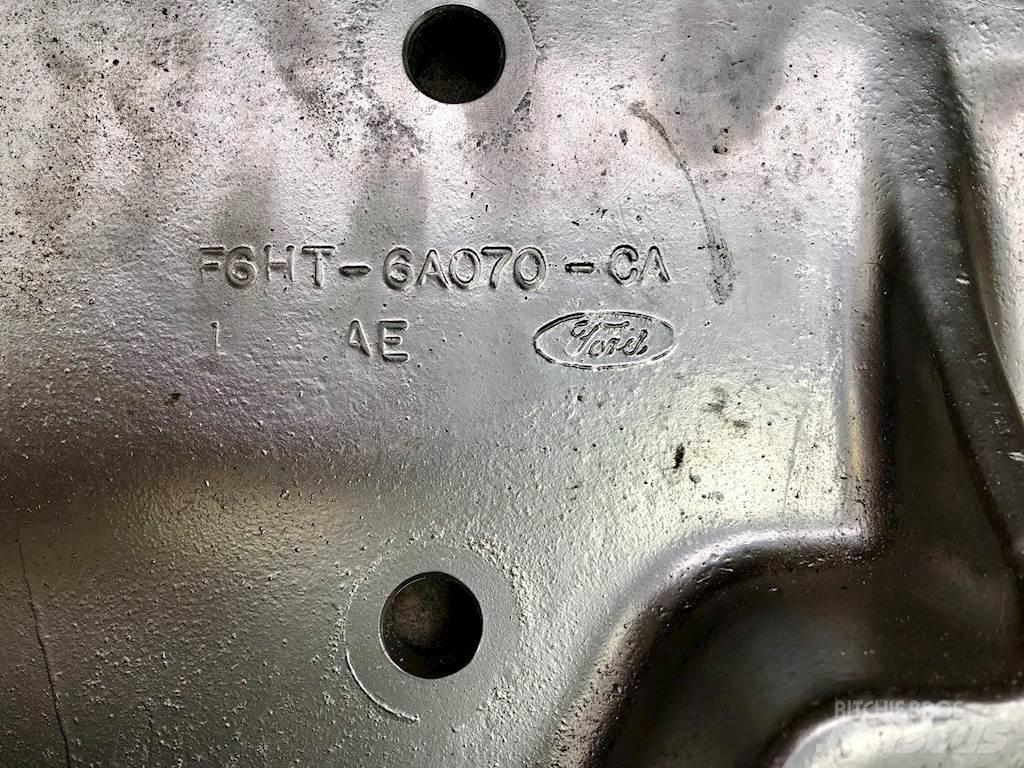 Ford  Motorok