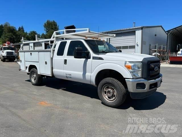 Ford F-350 Közúti karbantartó haszongépek