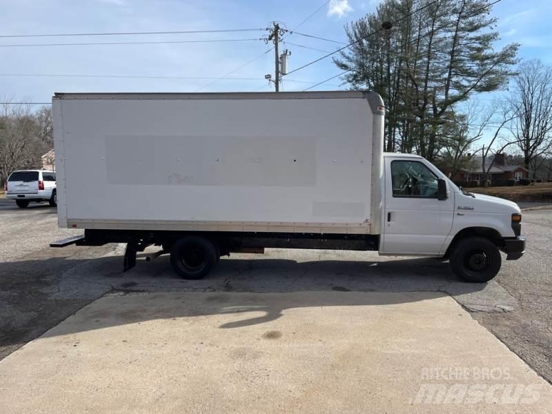 Ford F-350 Dobozos teherautók