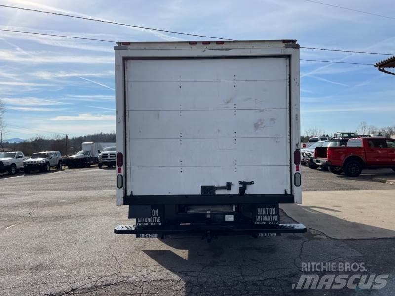 Ford F-350 Dobozos teherautók