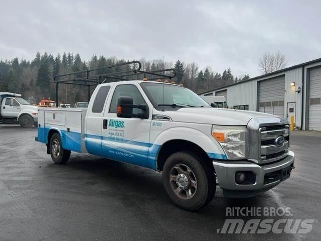 Ford F-350 Közúti karbantartó haszongépek