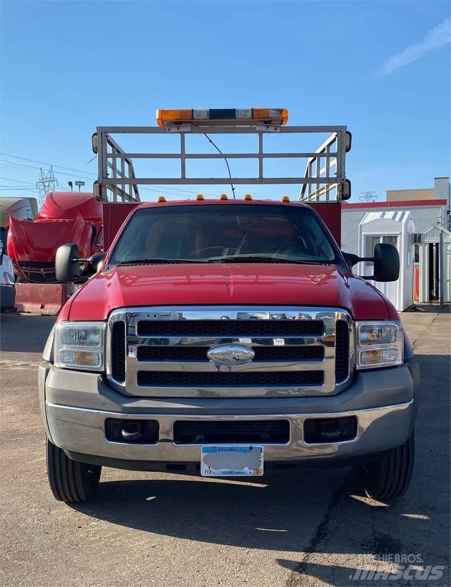 Ford F-550 Közúti karbantartó haszongépek