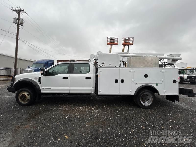 Ford F-550 Közúti karbantartó haszongépek