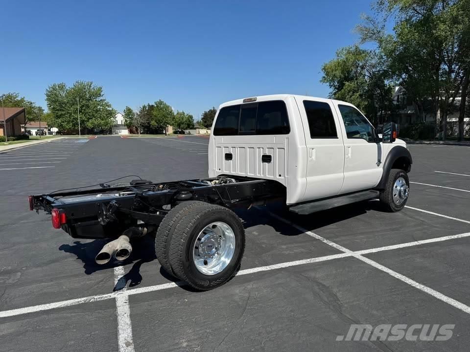 Ford F-550 Fülkés alváz