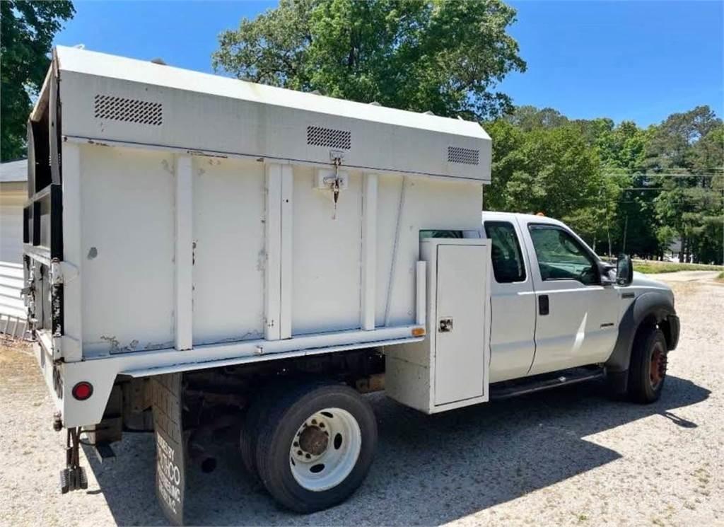Ford F-550 Deszkaszállító teherautók