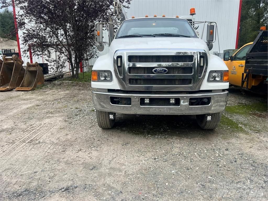 Ford F-750 Közúti karbantartó haszongépek
