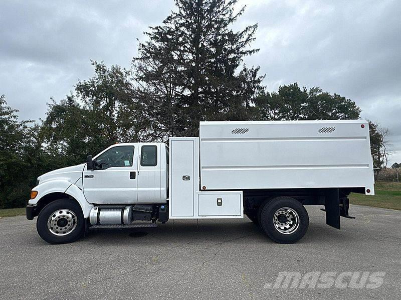 Ford F-750 Deszkaszállító teherautók