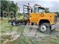 Ford L8000 Rönkszállító teherautók