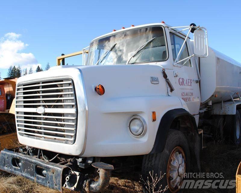 Ford LTS8000 Tartályos teherautók