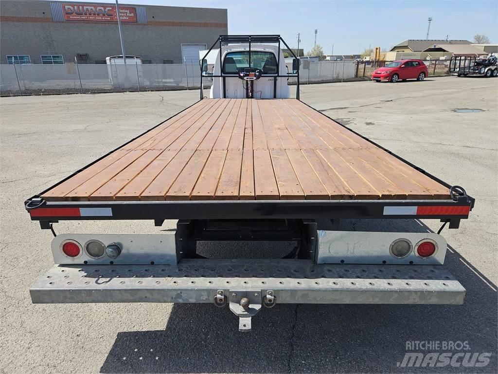 GMC C5500 Platós / Ponyvás teherautók