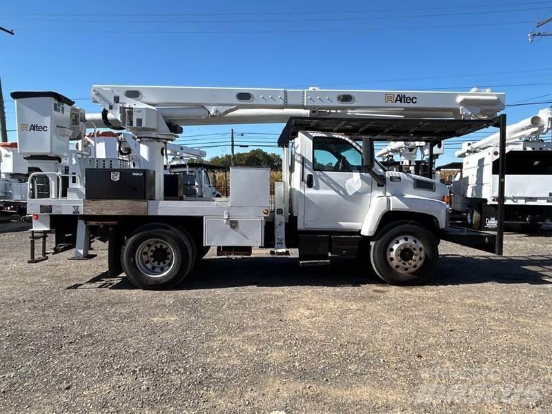 GMC C7500 Teherautóra szerelt emelők és állványok