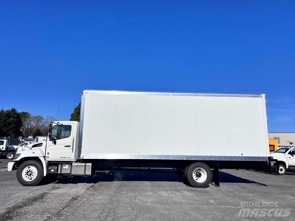 Hino L6 Dobozos teherautók