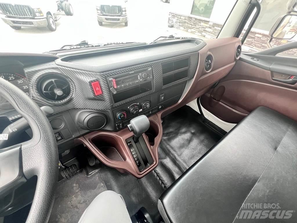 Hino L6 Dobozos teherautók
