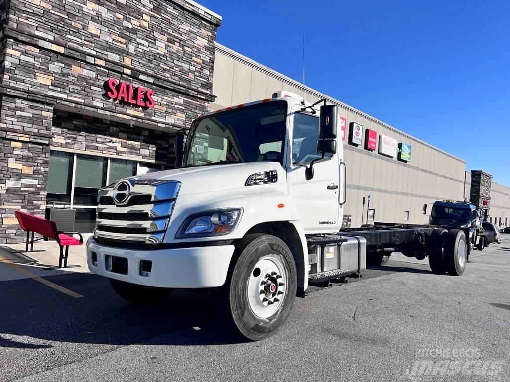 Hino L7 Fülkés alváz