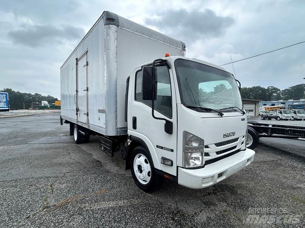 Isuzu NRR Nyergesvontatók