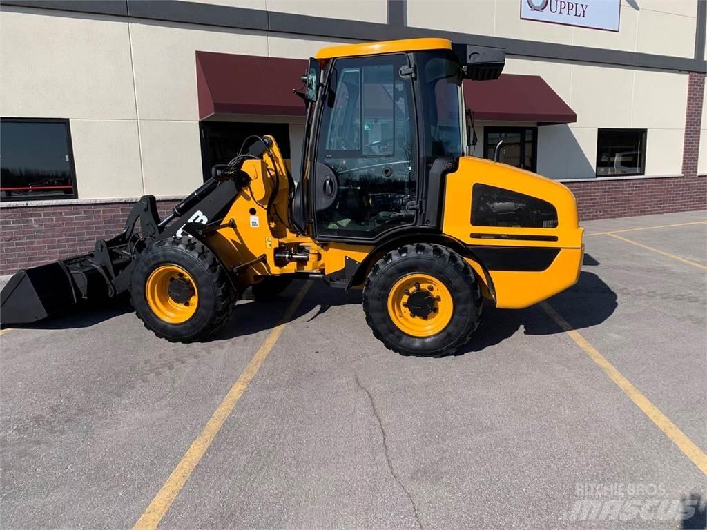 JCB 407B Gumikerekes homlokrakodók