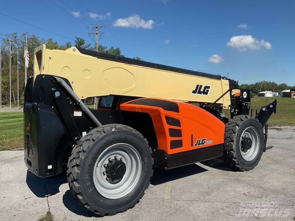 JLG 1255 Teleszkópos rakodók