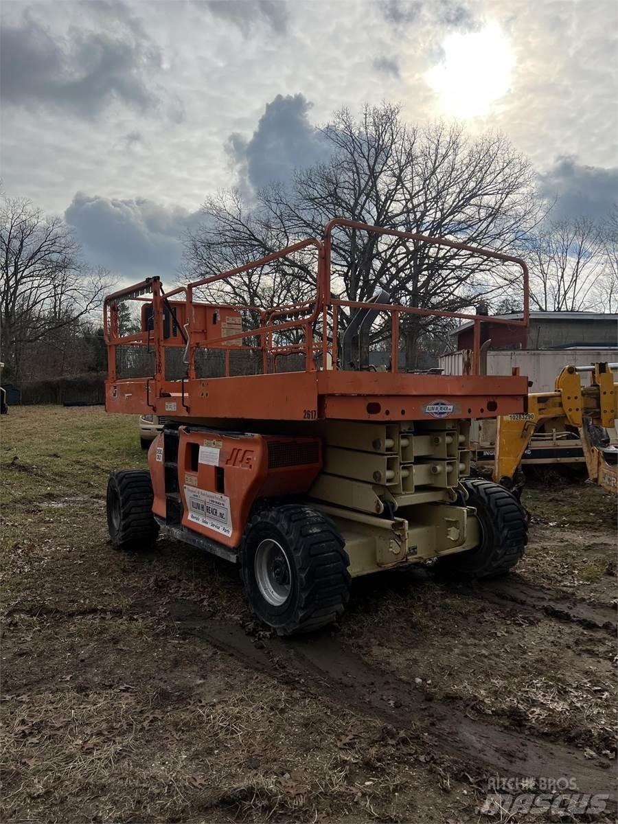 JLG 3394RT Ollós emelők