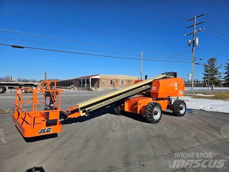 JLG 600S Teleszkópos emelők