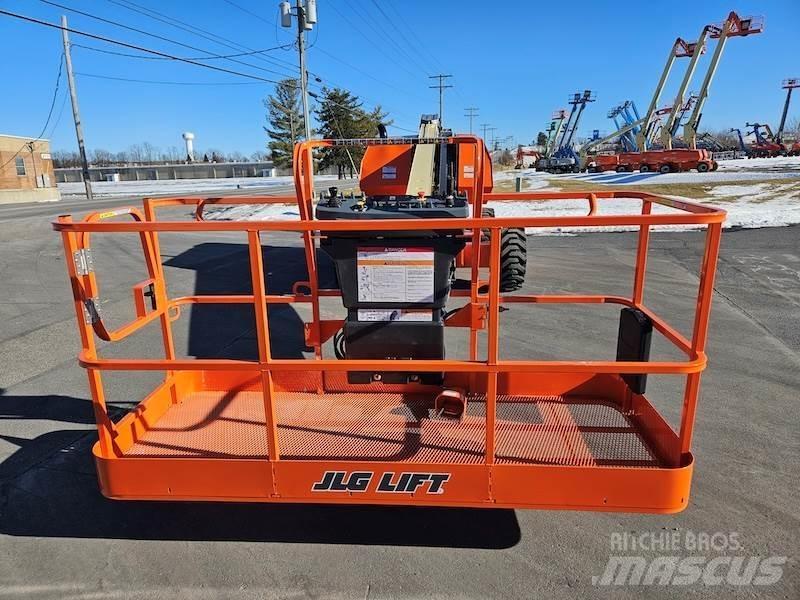JLG 600S Teleszkópos emelők
