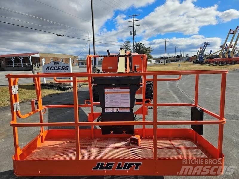 JLG 600S Teleszkópos emelők