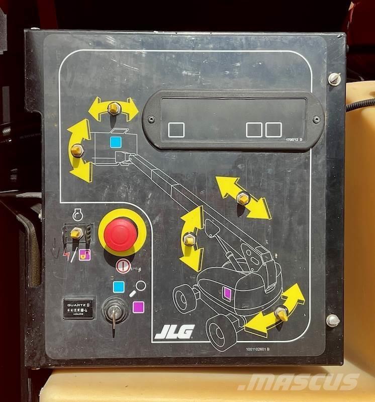 JLG 600S Teleszkópos emelők