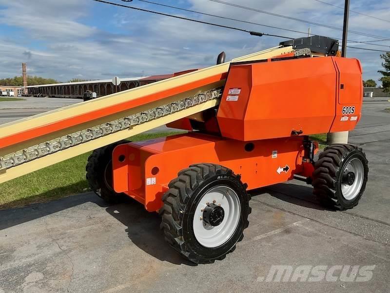 JLG 600S Teleszkópos emelők