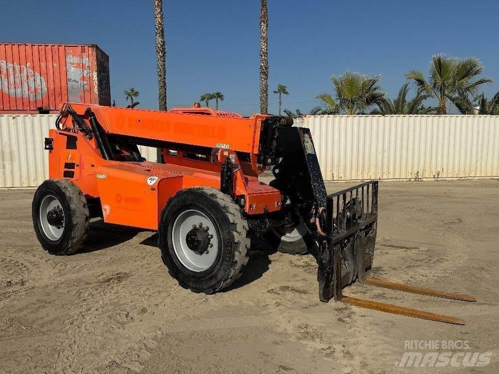 JLG 8042 Teleszkópos rakodók