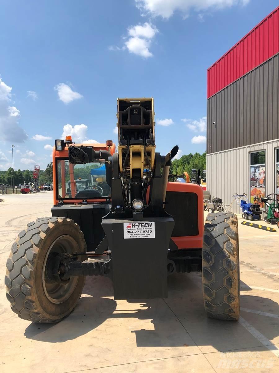 JLG G6-42A Teleszkópos emelők