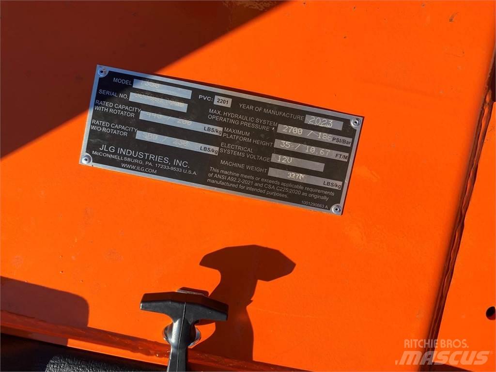 JLG T350 Pótkocsira szerelt emelők és állványok