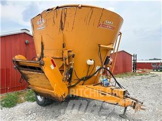 Kuhn 5143 Takarmánykeverők