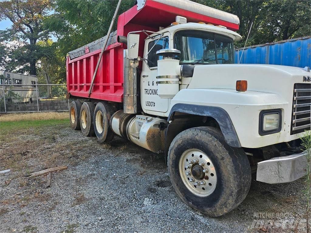Mack 600RD Billenő teherautók
