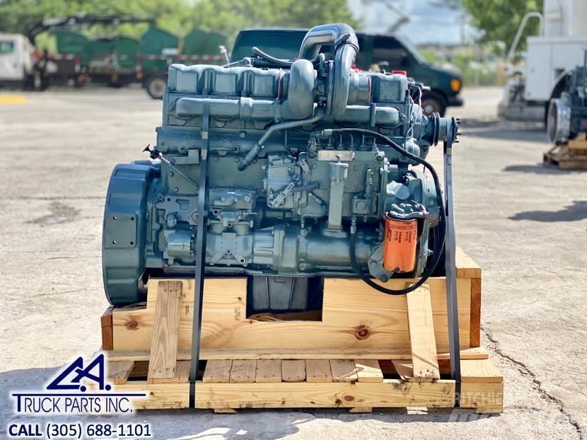 Mack 673 Motorok
