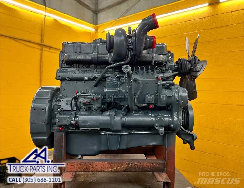 Mack 675 Motorok