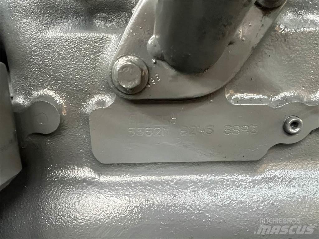 Mack AI Motorok