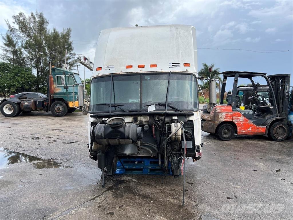 Mack CH613 Haszonjárművek - Egyéb