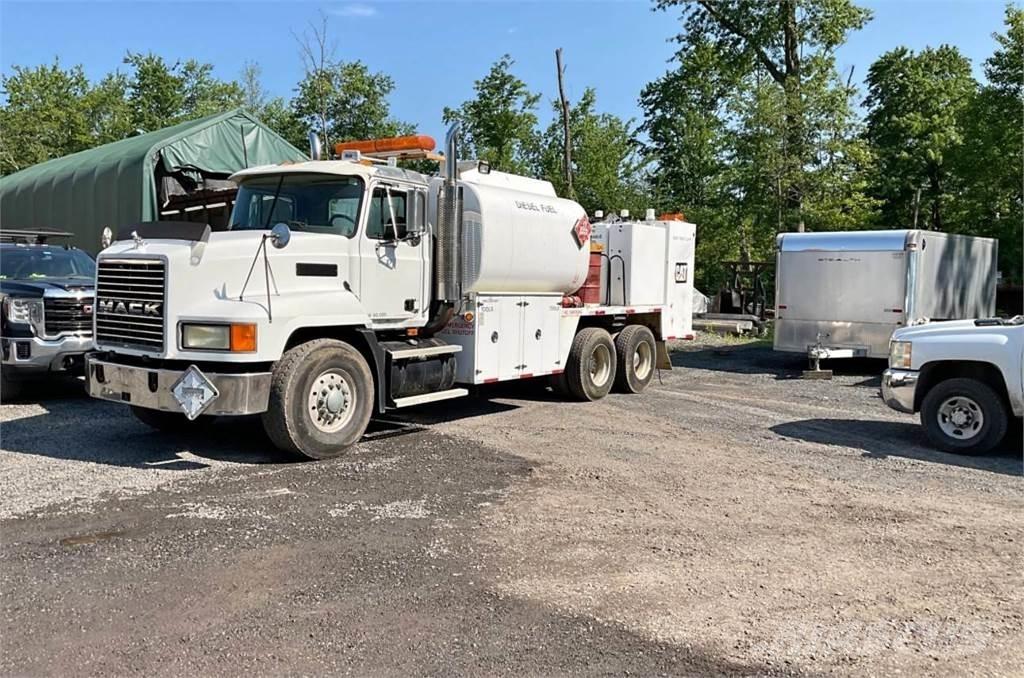 Mack CH613 Tartályos teherautók
