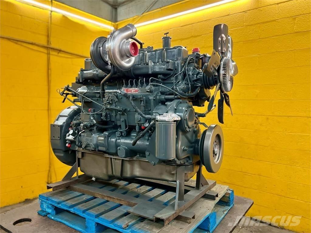 Mack E6 Motorok