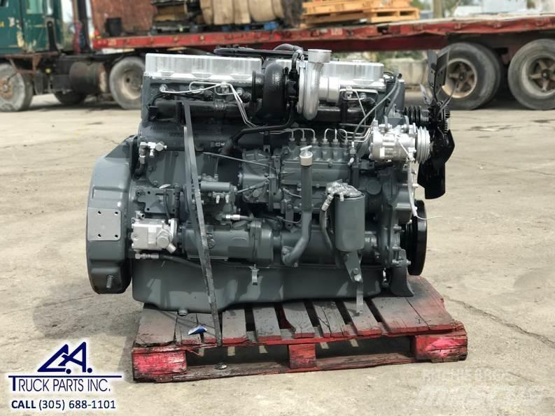 Mack E6 Motorok