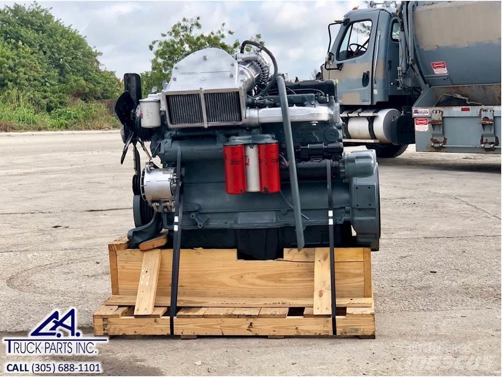 Mack E6 Motorok