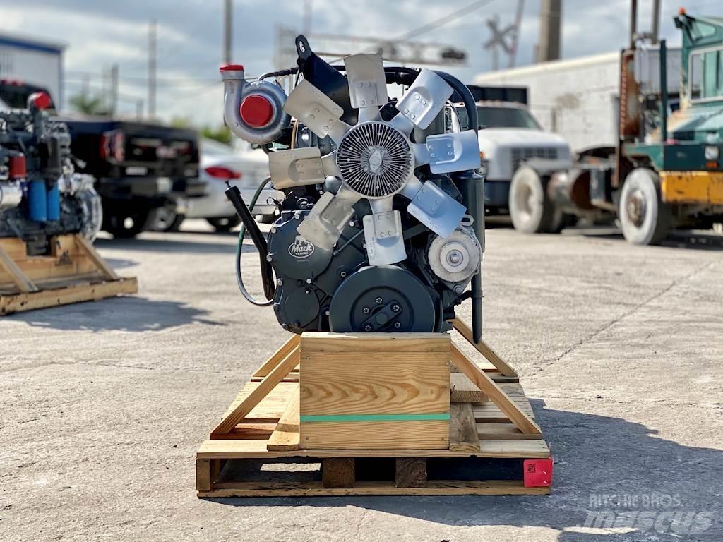 Mack E6 Motorok