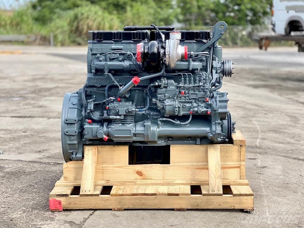 Mack E7 Motorok