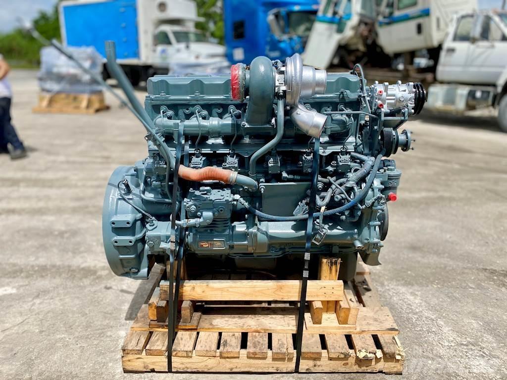 Mack E7 Motorok