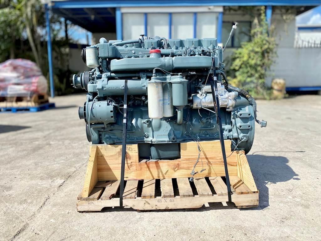 Mack E7 Motorok