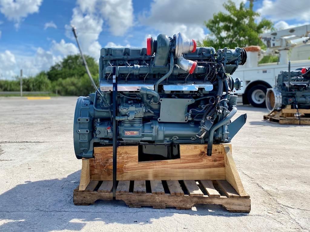 Mack E7 Motorok