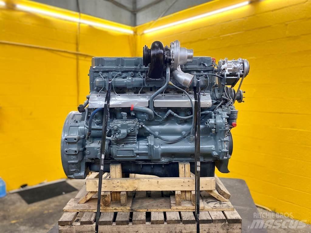 Mack E7 Motorok