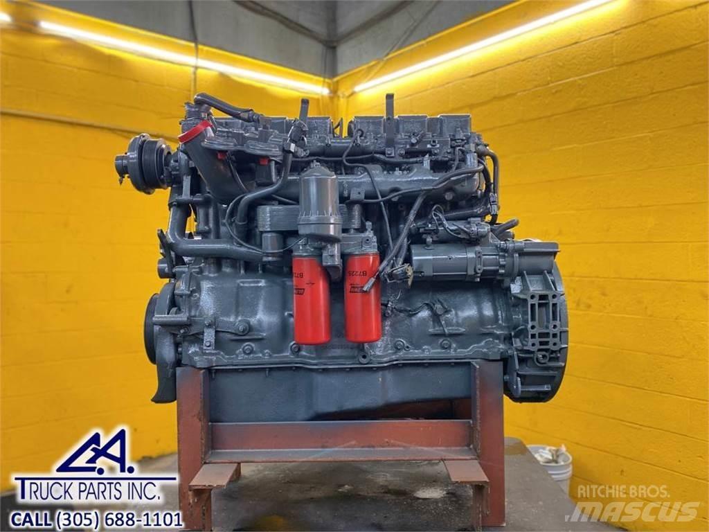 Mack E7 Motorok