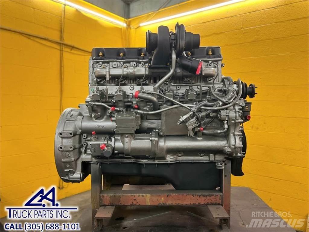 Mack E7 Motorok