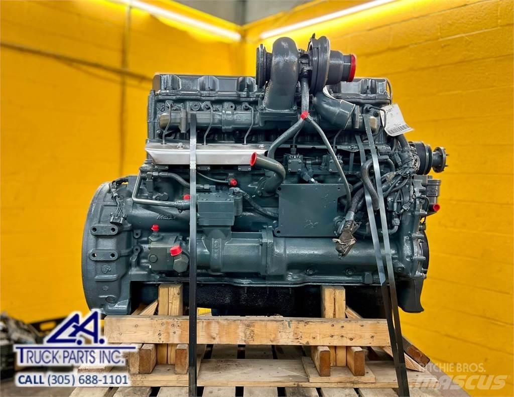 Mack E7 Motorok
